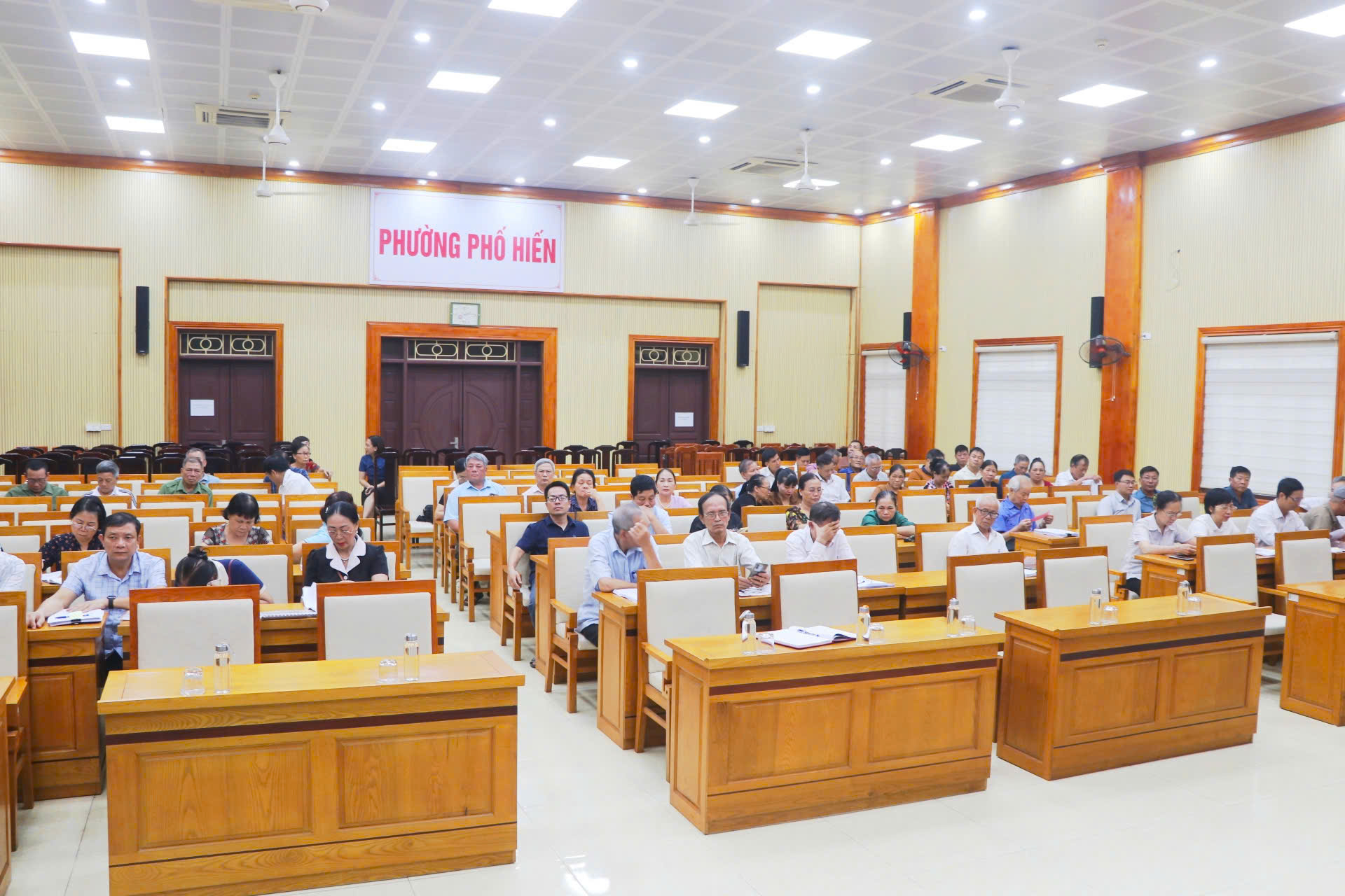 Phường Phố Hiến tổ chức Hội nghị triển khai thực hiện lấy ý kiến khảo sát nhu cầu thực hiện thủ tục hành chính của Nhân dân trên địa bàn phường năm 2026