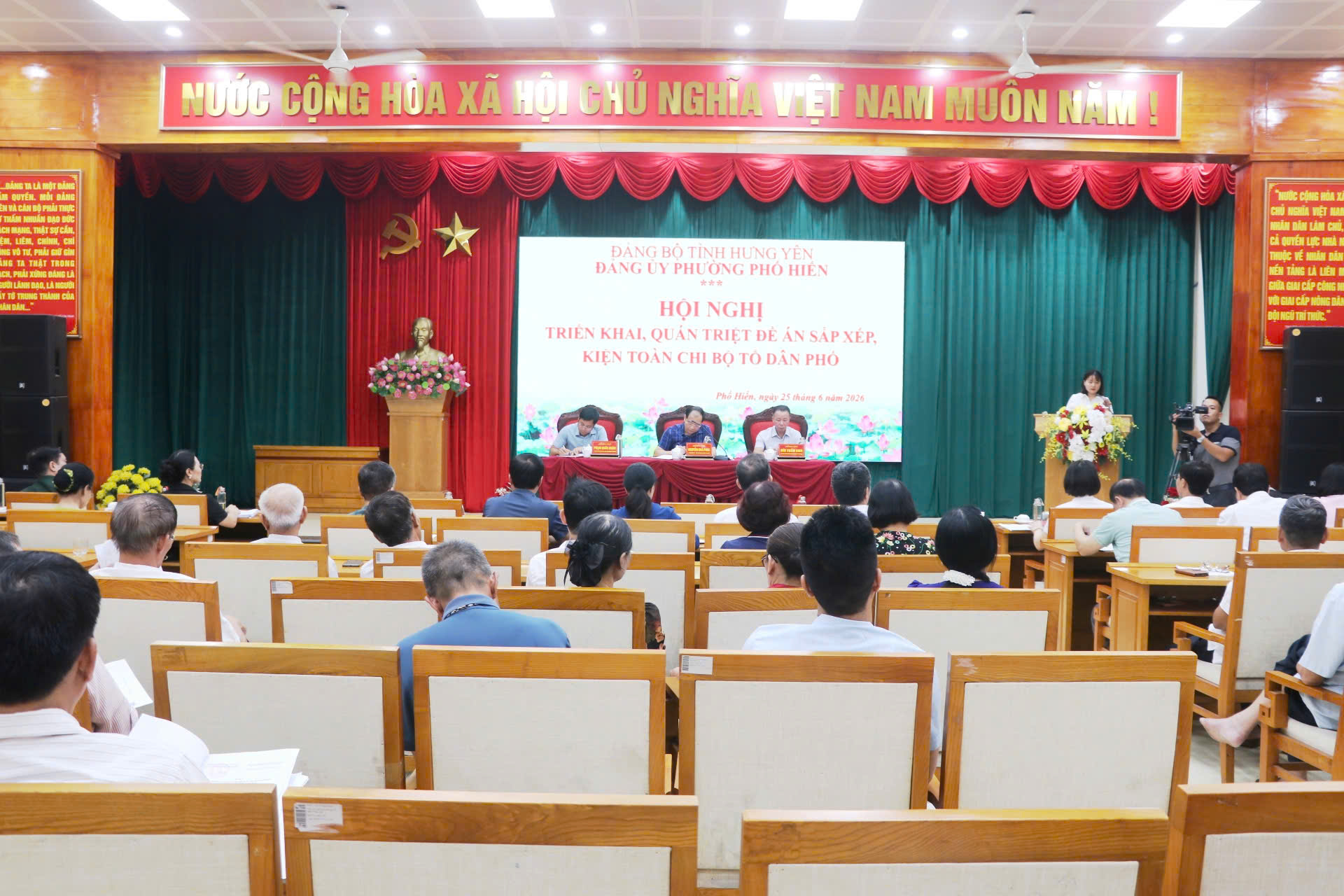 Phường Phố Hiến tổ chức quán triệt, triển khai đề án sắp xếp, kiện toàn chi bộ tổ dân phố