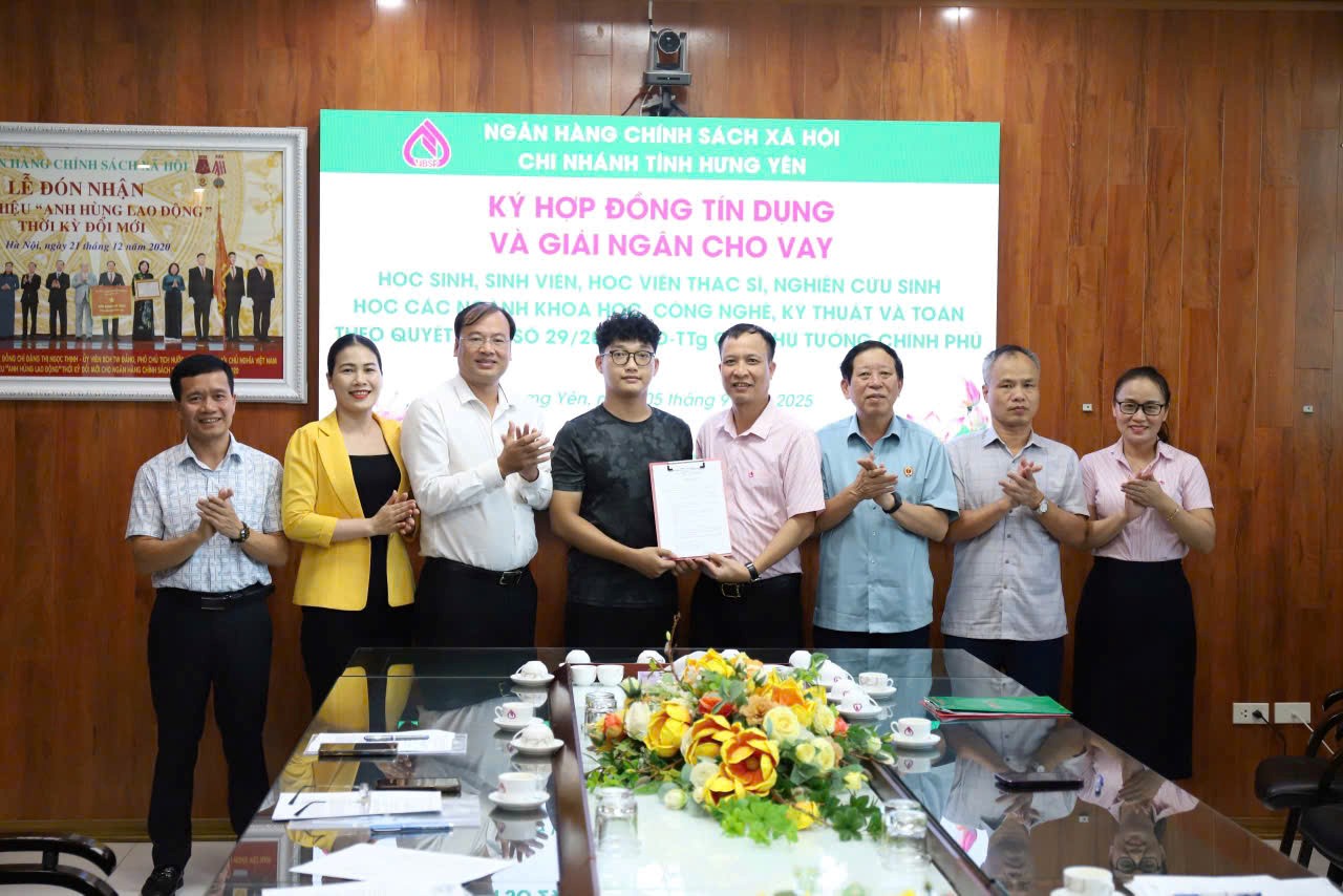 Ngân hàng Chính sách xã hội tỉnh Hưng Yên tiếp tục thực hiện Tín dụng ưu đãi giúp học sinh, sinh viên ngành STEM yên tâm học tập