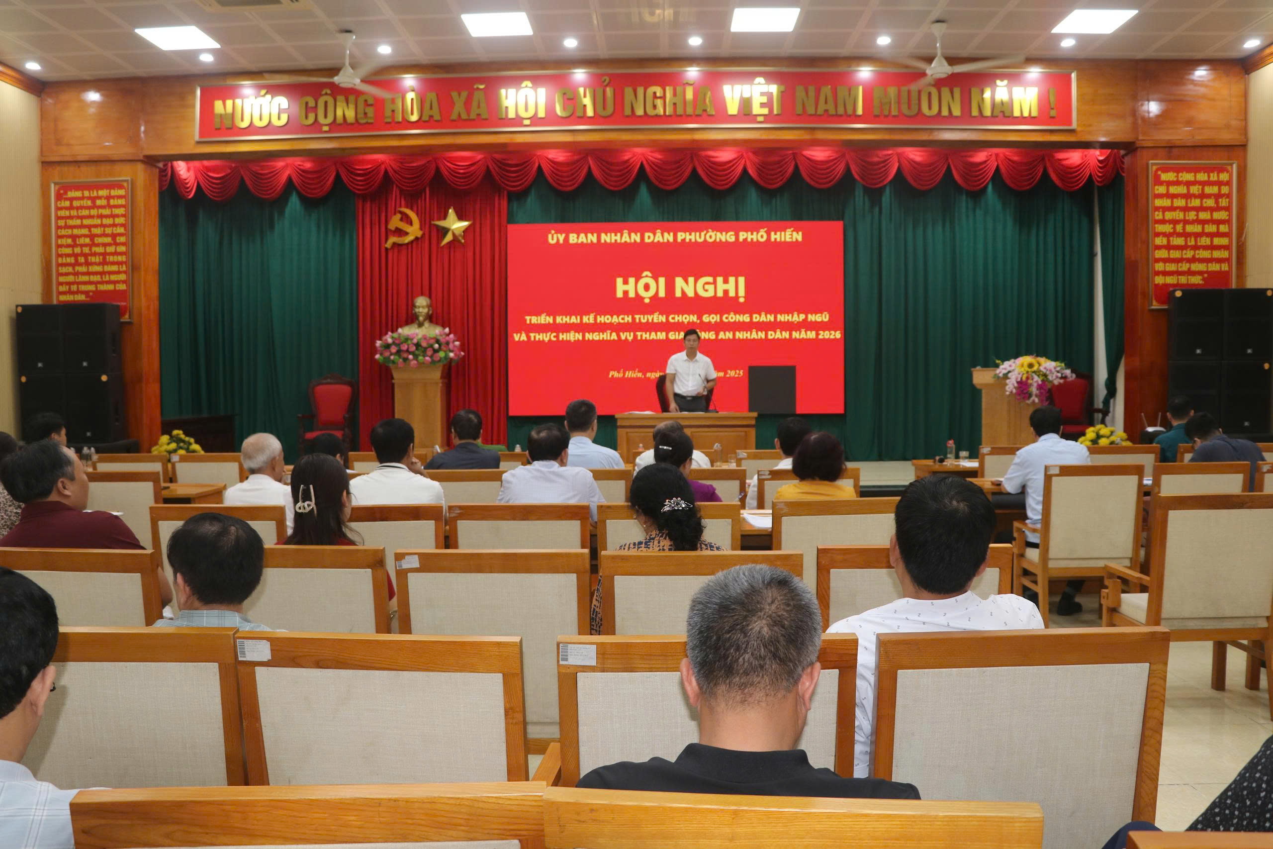 Hội đồng Nghĩa vụ quân sự phường họp bàn tháo gỡ khó khăn nhằm thực hiện tốt nhiệm vụ tuyển chọn và gọi công dân nhập ngũ năm 2026